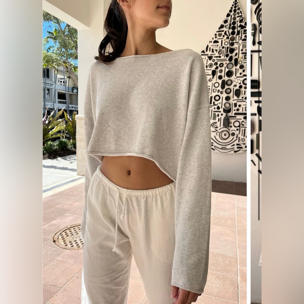 Brandy Melville Cameron Cropped Sweater